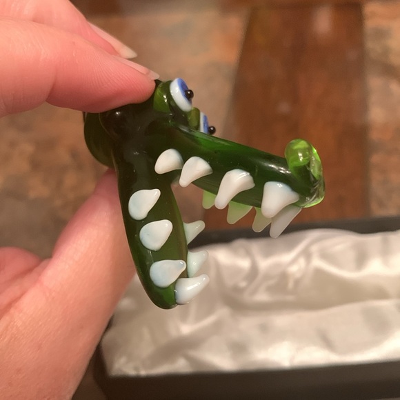 New hand blown glass alligator wine stopper - Picture 2 of 5